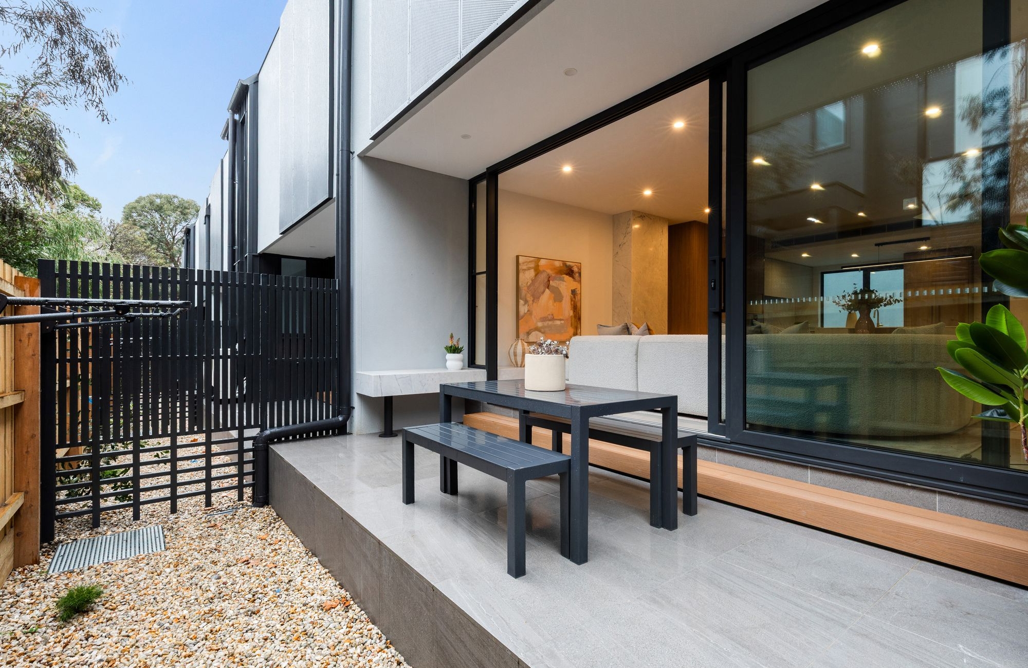 3@1689 Malvern Rd_113